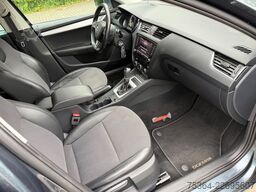 SKODA Octavia 1.6 TDI 85 kW Combi DSG Automatik Navi