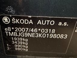 SKODA Octavia 1.6 TDI 85 kW Combi DSG Automatik Navi