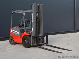 Mitsubishi WÓZEK WIDŁOWY ELEKTRYCZNY