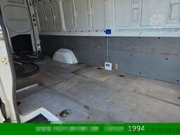 MERCEDES-BENZ Sprinter III 319 CDI V6 RWD L4/H2 KLIMA/Schwings