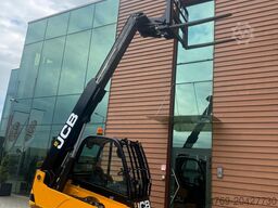 JCB TLT35D //2018 year // 3500 KG