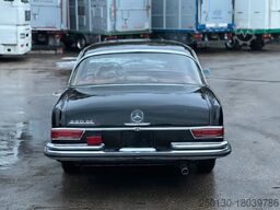 MERCEDES-BENZ 220 SEB/C Coupe