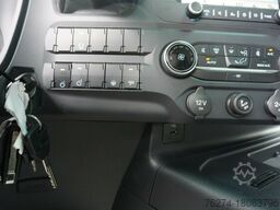 Ford Trucks 4x2 Standard SZM.