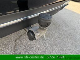 MERCEDES-BENZ E 300 de T Avantgarde HeadUP DISTRONIC AHK