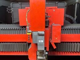 Bystronic BySprint Fiber 3015 4 kW + ByTrans 3015