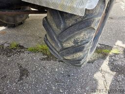 UNIMOG U5000 4x4 Chassis, Standklima, 4374/45