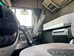 DAF XF 105.460 SPACECAB (EURO 5 / ZF16 MANUAL GEARB...