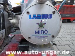 Graco Larius Miro Liner + Airless Roadmarking