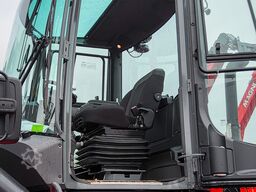 Kalmar DCG 330-12