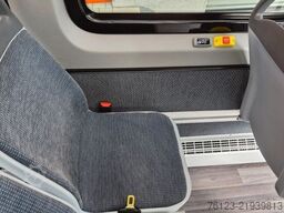 MERCEDES-BENZ Sprinter 517 Heckniederflur Vorlauffahrzeug
