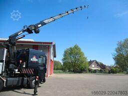 DAF XF 6x4 mit Kran und Space Cab
