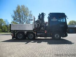 DAF XF 6x4 mit Kran und Space Cab