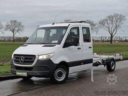 MERCEDES-BENZ SPRINTER 319 L3 Chassis Dub Cab