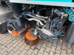 MERCEDES-BENZ Axor 1833 Kehrmaschine VAL?air HD 200 - Bar 9 m³