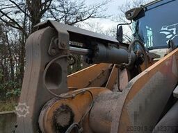 LIEBHERR L566 XPower Radlader 27,5 Ton *11.900 h *Waage