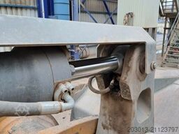 LIEBHERR L566 XPower Radlader 27,5 Ton *11.900 h *Waage