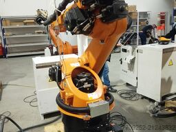 KUKA KR30