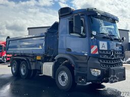 FUSO CANTER 9 C 18 / Gefach-Aufbau