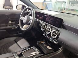 MERCEDES-BENZ A 180 d Progressive/KEYLESS-GO/360°Kamera/AHK