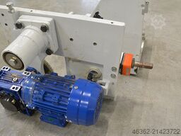 Vanhold podajnik do strugarki czterostronnej