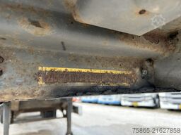 Krone Profi Liner / Curtainside / Lift + Steer axle /...