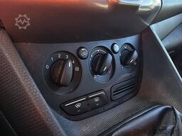FORD TRANSIT CONNECT 1.6