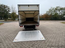 FUSO Canter 7C15 Koffer mit Ladebordwand