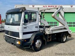 Mercedes-Benz 1514 Manual diesel  pomp. Very clean