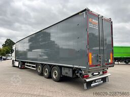 KRAKER CF-Z Schubboden 92m³ 10mm Boden Sehr sauber