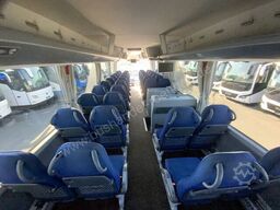 MAN R 08 Lion's Coach