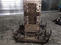 UNBEKANNT Gewinderasterturm 640x640x780
