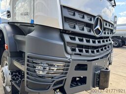Mercedes-Benz Arocs 4058 AS 6x6 Tractor Head 180T Push Pull E...