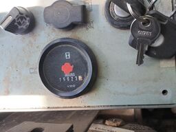 Sennebogen 850R with hydraulic rotating grapple