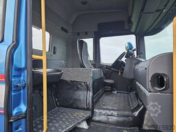 SCANIA P320 LOW ENTRY 6X2*4 HIAB