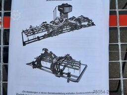 Grünlandstriegel mit Drillstar