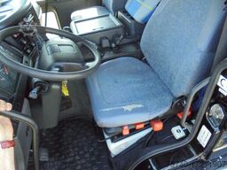 Volvo FL 8.180 + Manual + Dhollandia Lift