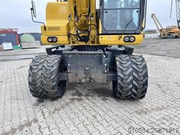 Komatsu PW 160-11 Straßenzulassung + Anhängerkupplung