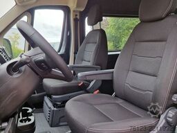 FIAT Fiat Ducato 9 Sitzer Systemboden Rolli Stock