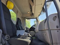 DAF LF 320 Absetzer, telesk. Arme + Prtazen