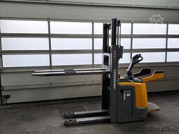 Jungheinrich ERC 214 KP Lithium