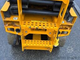 JCB S2632E
