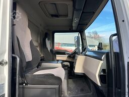 MAN TGL 8.160 / Seitentür / LBW