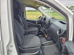 MERCEDES-BENZ VITO 111
