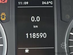 MERCEDES-BENZ VITO 111