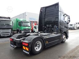 VOLVO FH460 TC Globe-XL/VEB/Safety/2xTank/Alcoa/226tkm