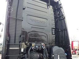 VOLVO FH460 TC Globe-XL/VEB/Safety/2xTank/Alcoa/226tkm