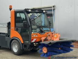 Multicar Tremo X56 Winterdienst Streuer + Besen NUR7536KM