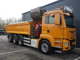MAN TGS 35.440 8X4 2 SIDE TIPPER WITH HMF Z 1943 CR...