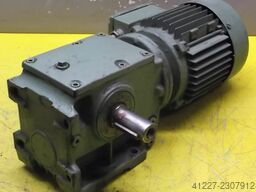 SEW-EURODRIVE S40DT71D-4