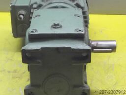 SEW-EURODRIVE S40DT71D-4